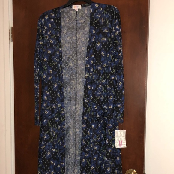 LuLaRoe Sweaters - NWT lularoe medium Sarah duster sweater cardigan